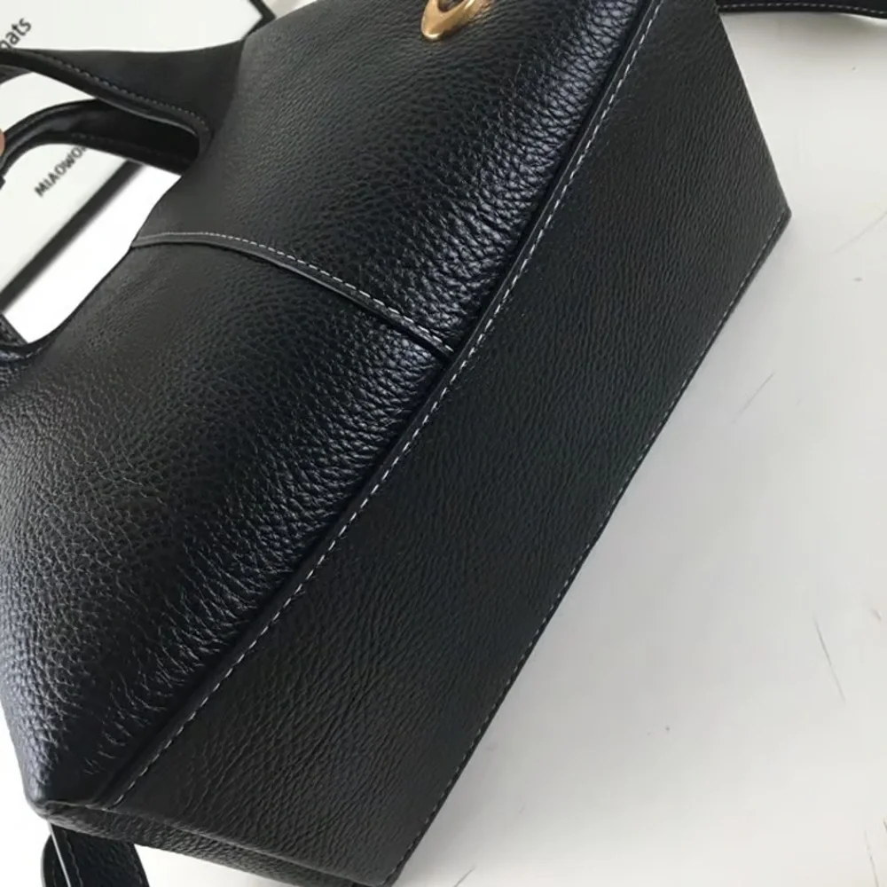 Coach Black Lana 23 Leather Hobo Bag with Gold Hardware - Picture 7 of 9
